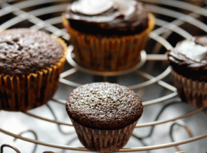 Mini-Chocolate-Cupcake